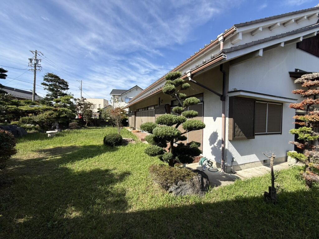 大毛　売地