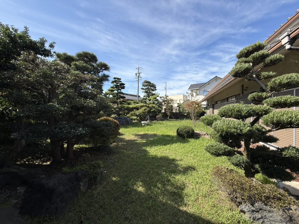 大毛　売地